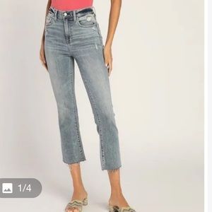 NWT daze denim crop flair